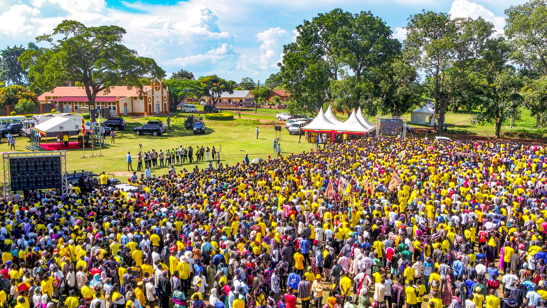 Museveni campaigns in Omoro