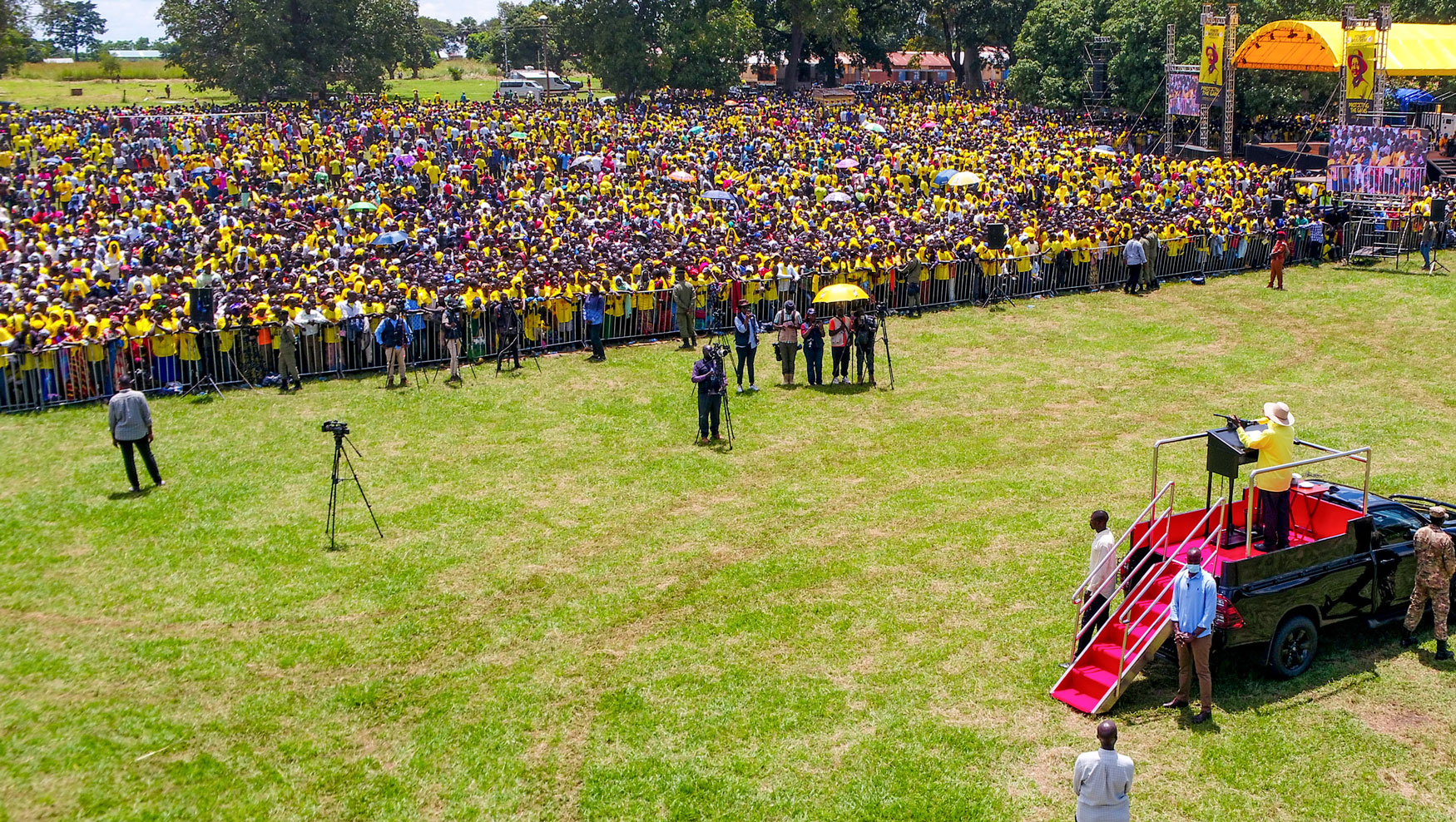 Museveni campaigns in Pader