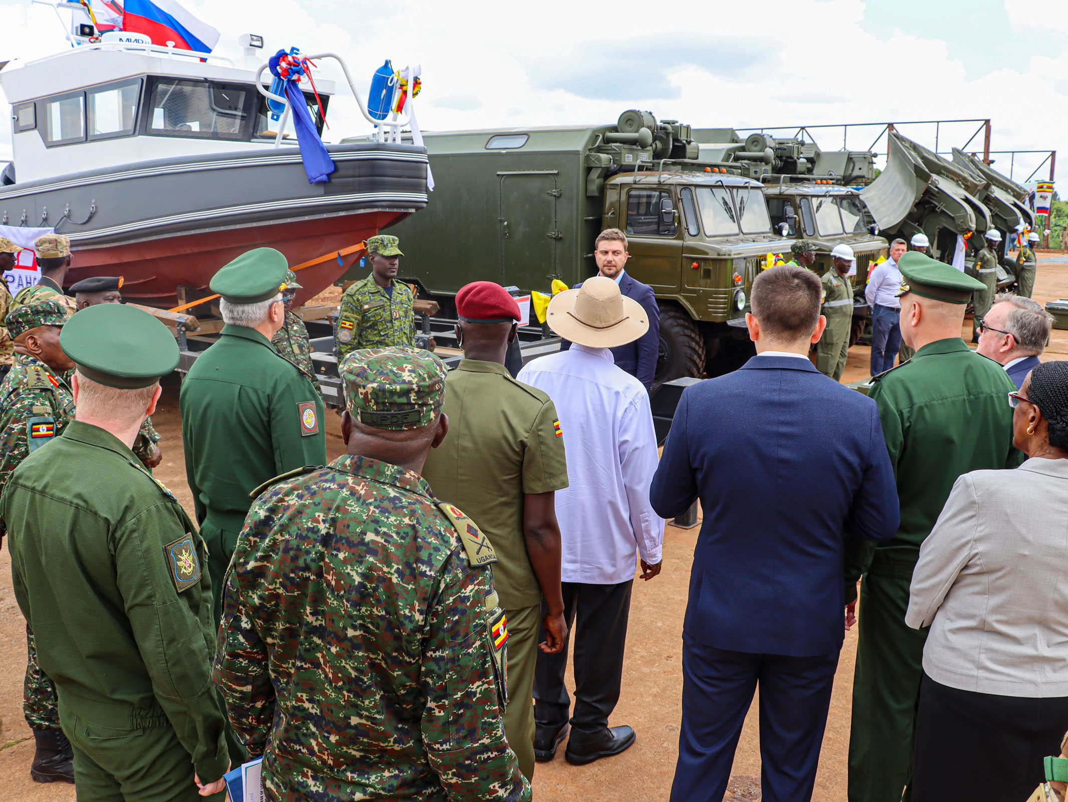 Museveni receives military equipment from Russia 