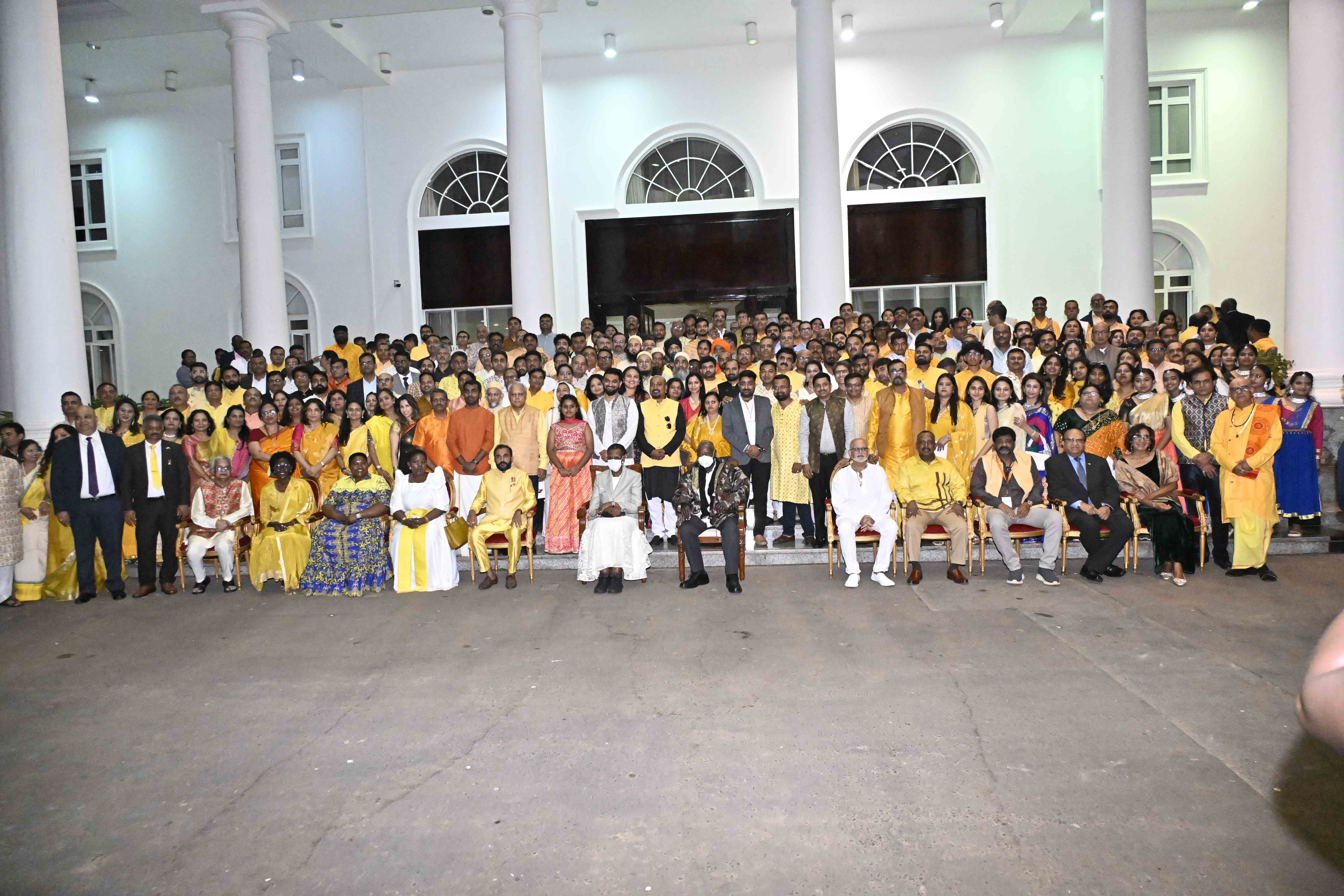 President Museveni and the First Lady in a group photo with members of the Indian Community at State House Entebbe. October 26, 2025