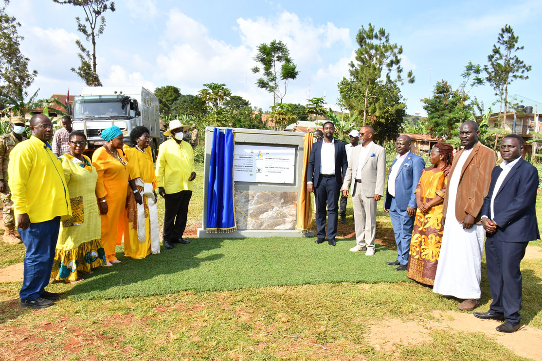 Museveni officiated at the groundbreaking ceremony for the construction of the Busoga Kingdom Headquarters