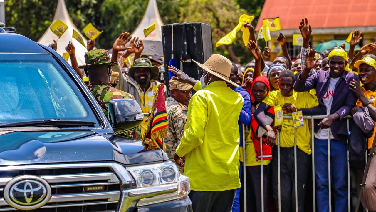 Embedded thumbnail for Museveni campaigns in Kaberamaido 