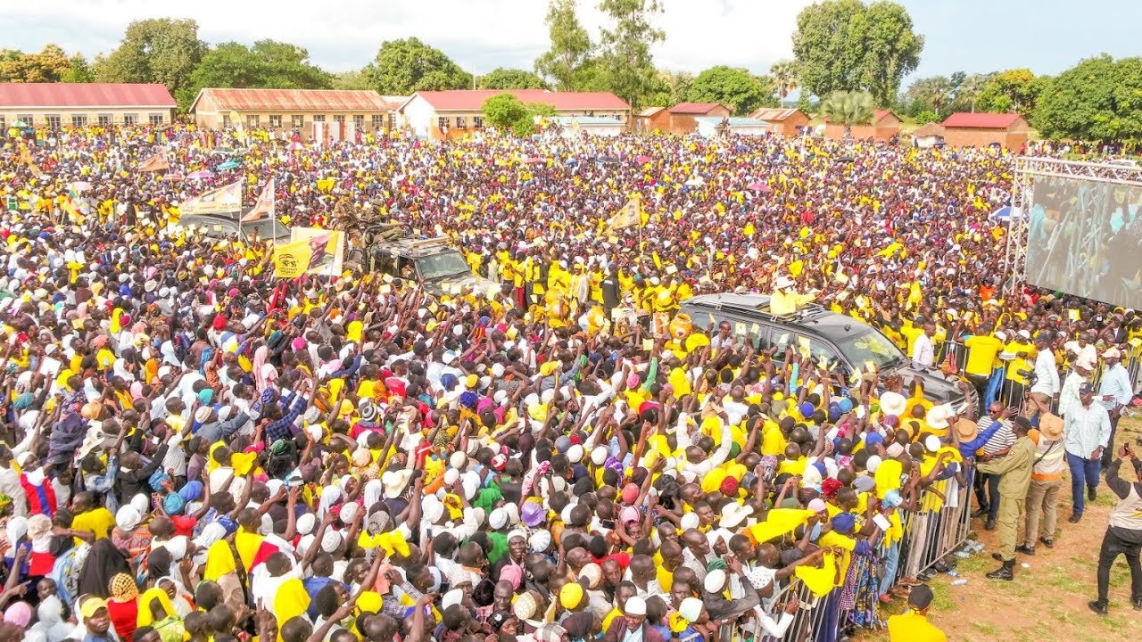 Embedded thumbnail for Museveni campaigns in Adjumani as he concludes West Nile region