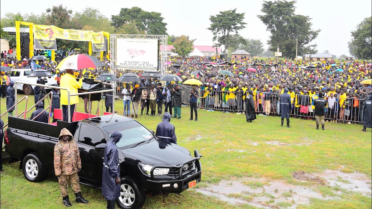 Embedded thumbnail for Museveni campaigns in Kapelebyong, Teso Region